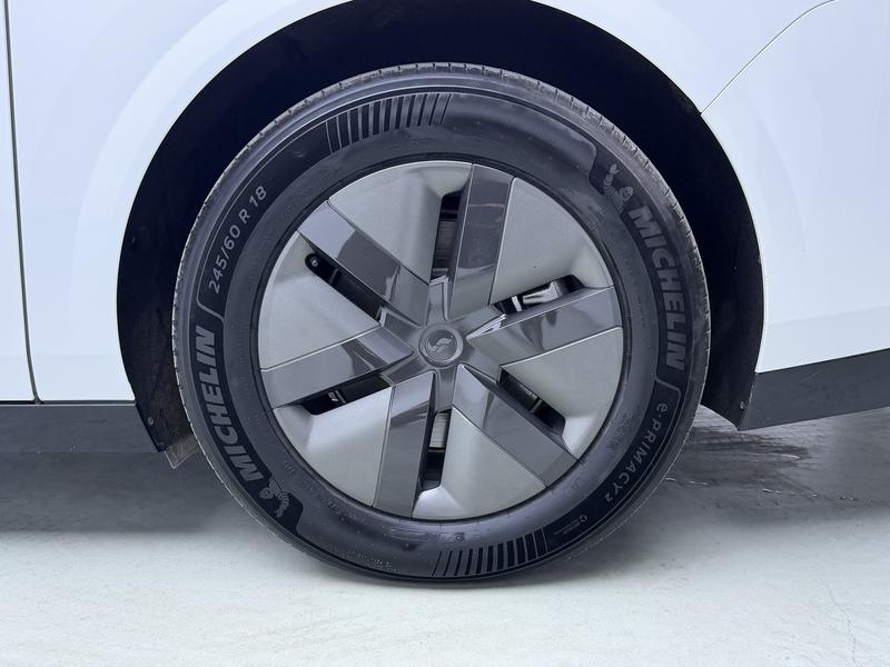 Li Auto Ideal MEGA 2025
