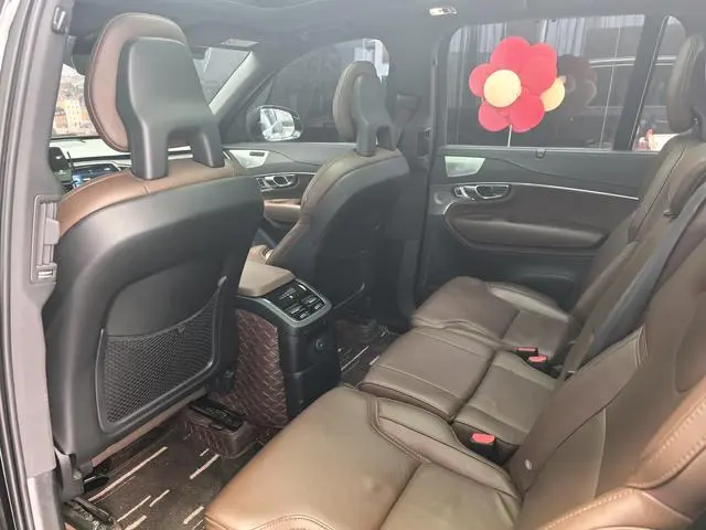 Volvo Volvo XC90 PHEV E-drive hybrid T8 Zhizun Deluxe Edition 7 Seats