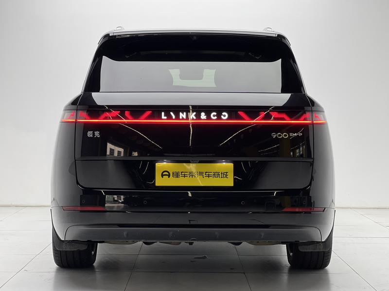 Lynk & Co Lynk&Co 900 2025