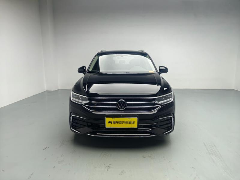 Volkswagen Tiguan L 2024
