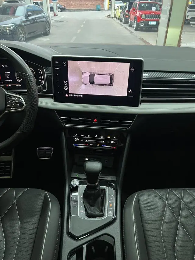 Volkswagen Tiguan L 330TSI automatic two-wheel drive R-Line Premium edition