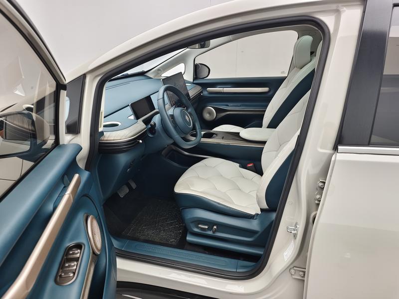 Baojun Yunduo 2023