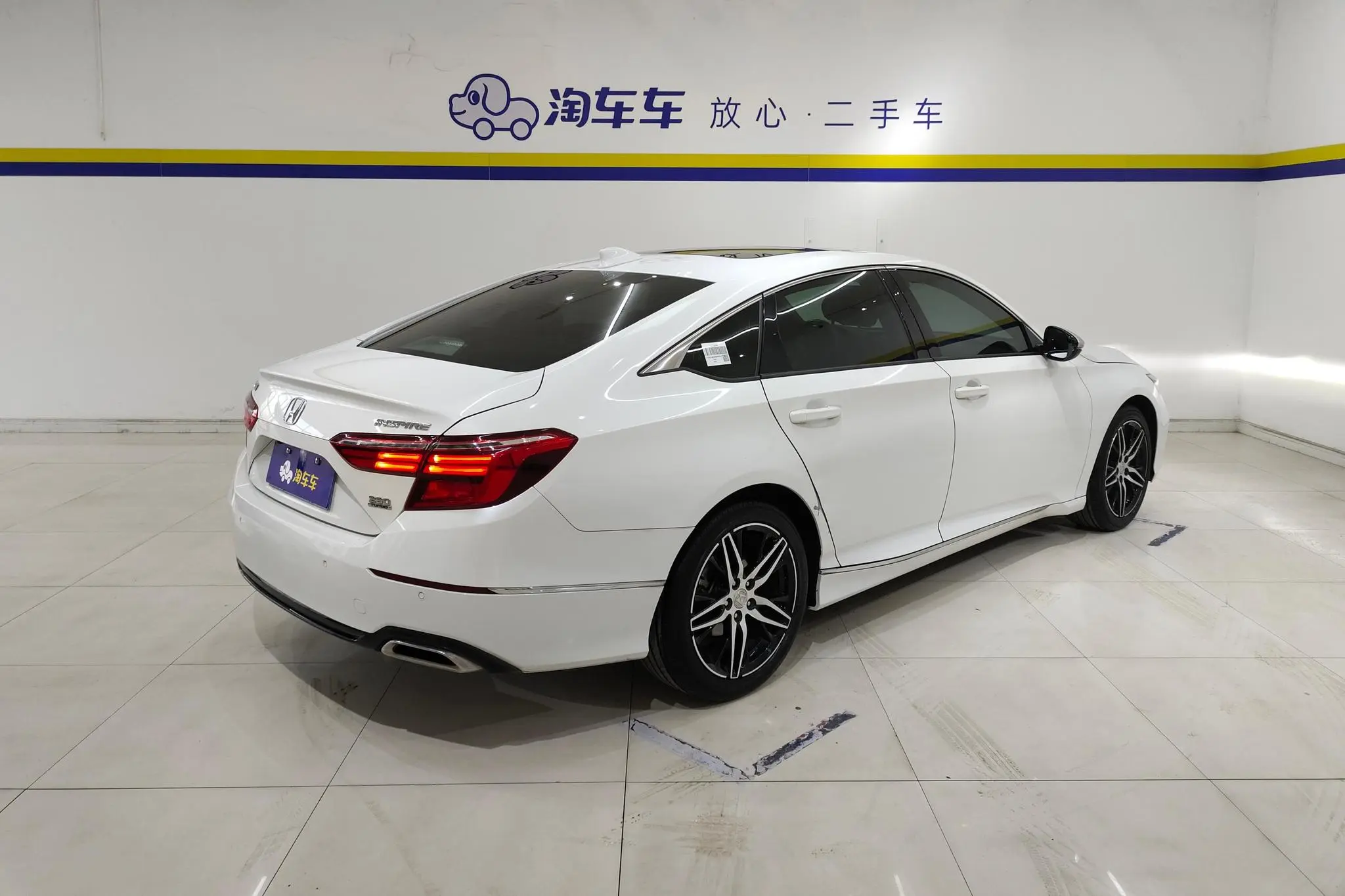 Honda Yingshipai 260TURBO Jingyue Edition