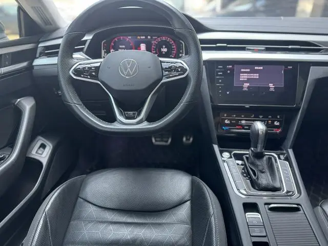 Volkswagen Volkswagen CC 380TSI eye-catching version