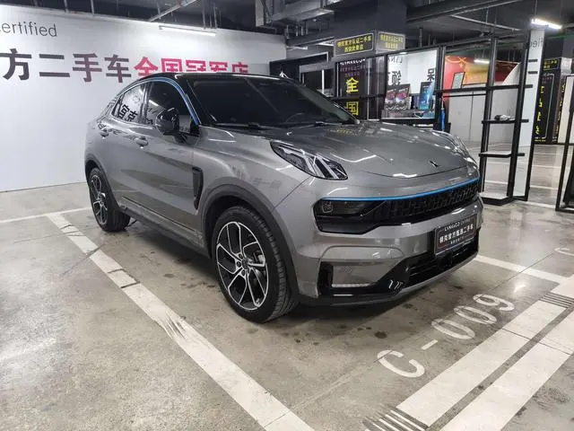 LYNK & CO Lynk 05 2.0TD two-wheel drive Halo