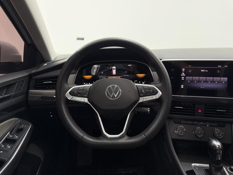 Volkswagen Bora 2023