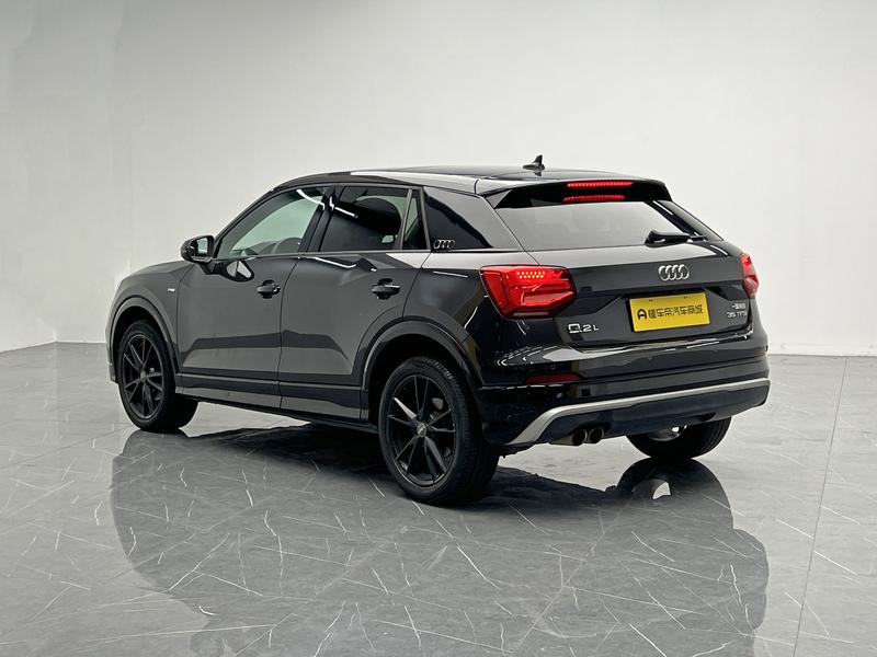 Audi Audi Q2L 2018