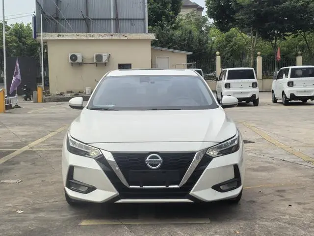 Nissan Xuan Yi 1.6L XL CVT Enjoy Edition