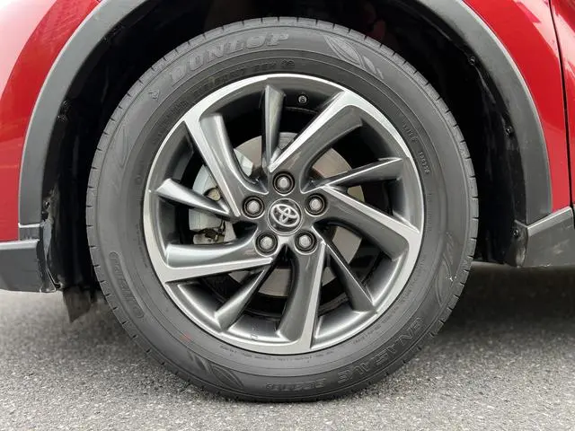 TOYOTA Toyota C-HR 2.0L Deluxe Edition