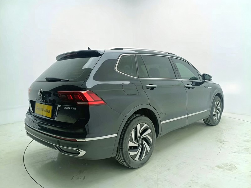 Volkswagen Tiguan L 2022