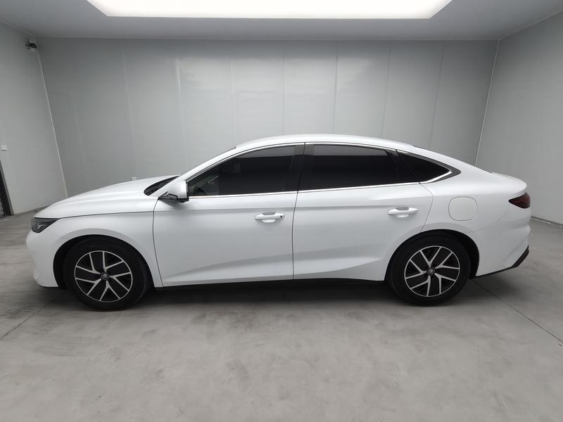 BYD Qin L DM 2024