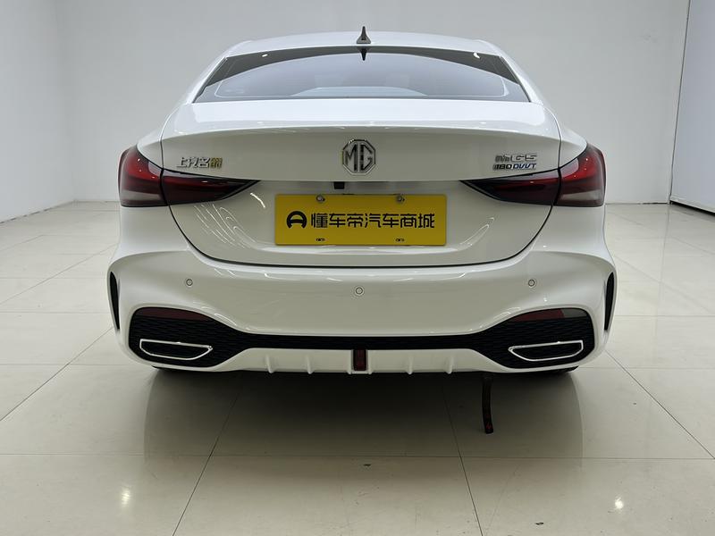MG MG5 2025