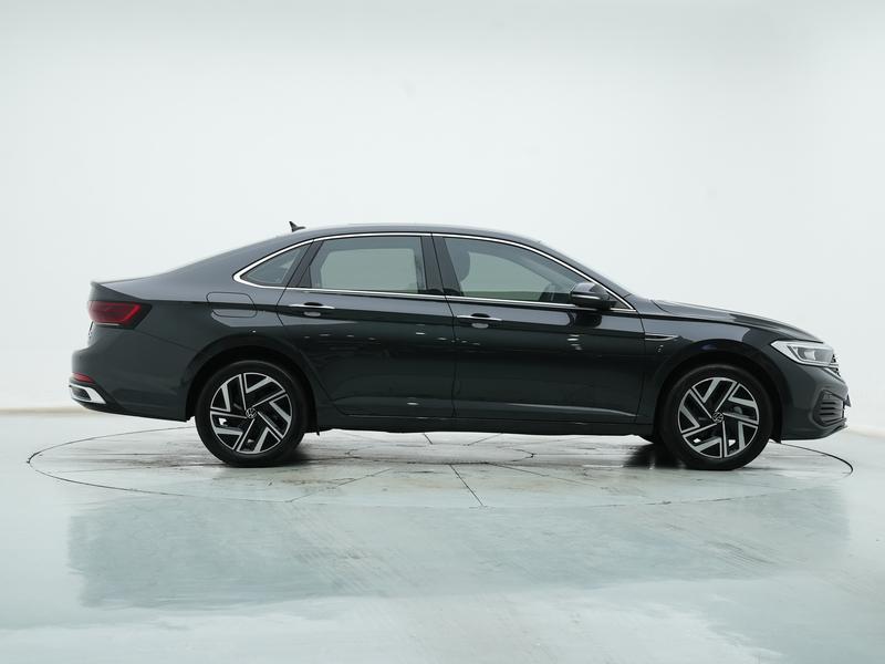 Volkswagen Sagitar 2023