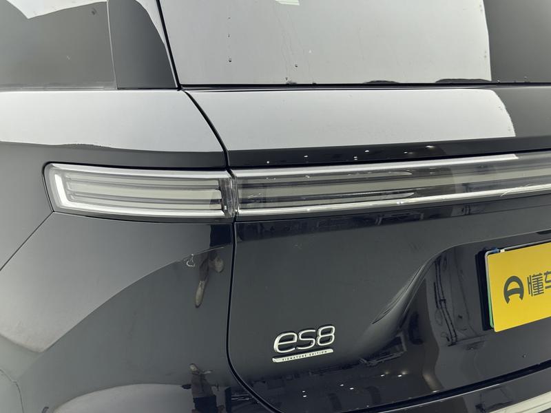 NIO NIO ES8 2026