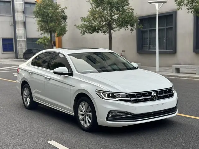 Volkswagen Bora 1.5L automatic comfort intelligent version