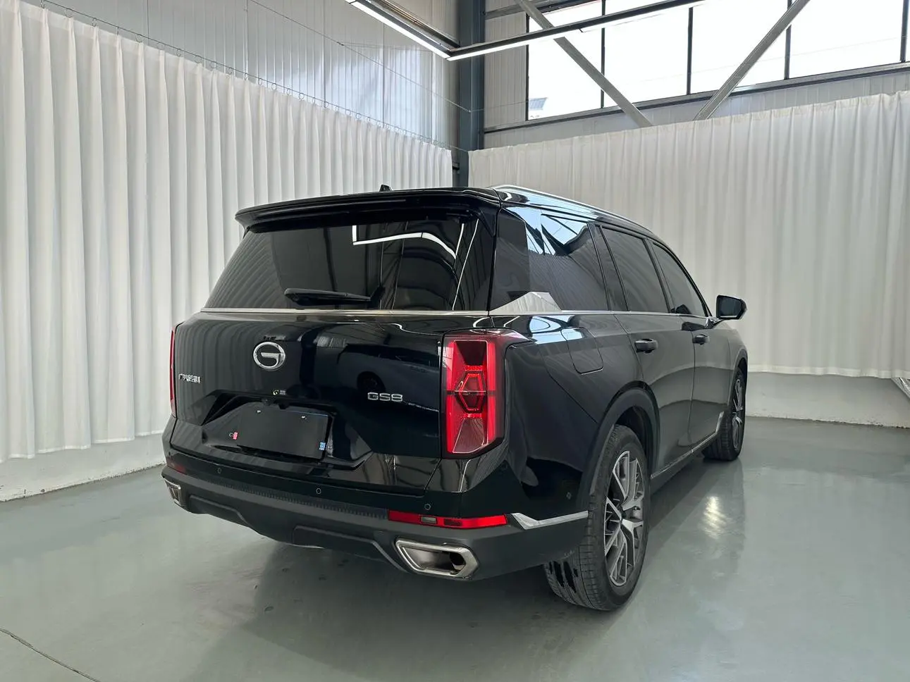 GAC Trumpchi GS8 Pilot Series 2.0 TGDI two-wheel drive Premium Edition 7-seater