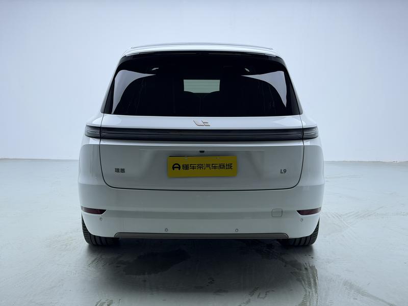 Li Auto Ideal L9 2025