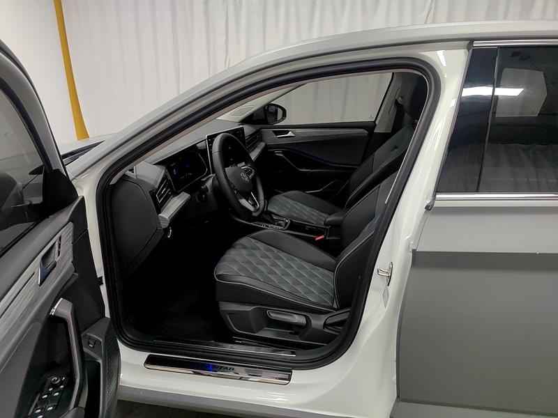 Volkswagen Sagitar 2023