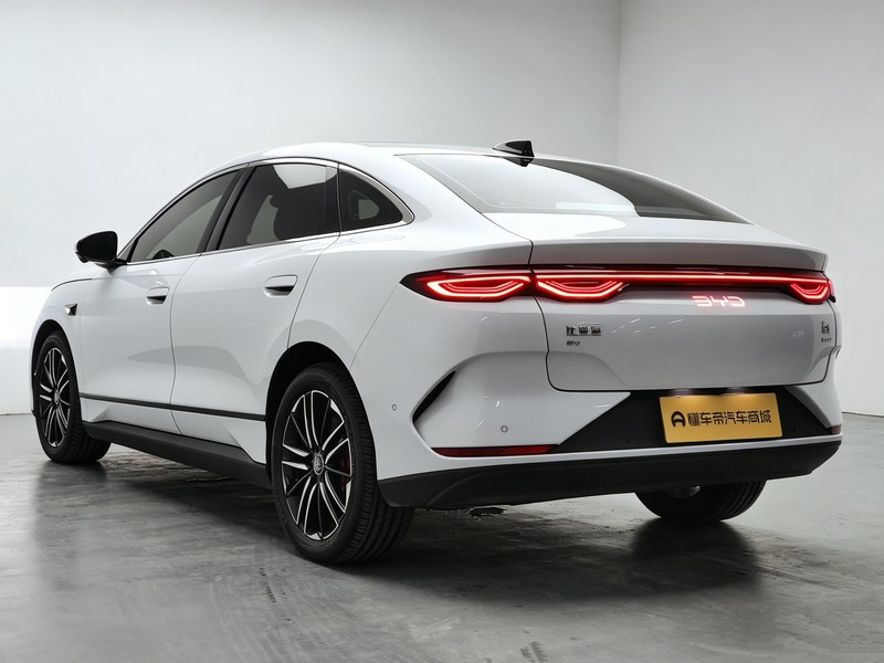 BYD Qin L EV 2025