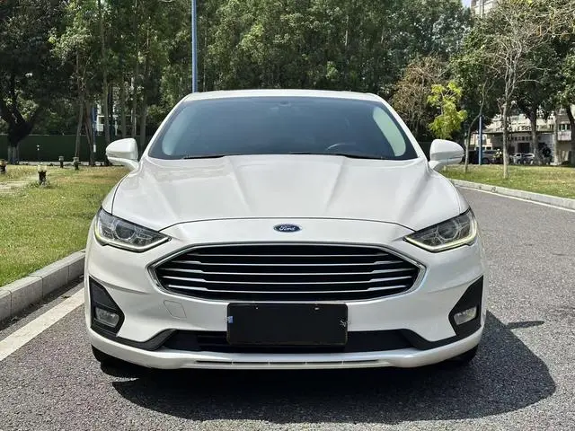 Ford Mondeo EcoBoost 200 intelligent control Fashion type country V