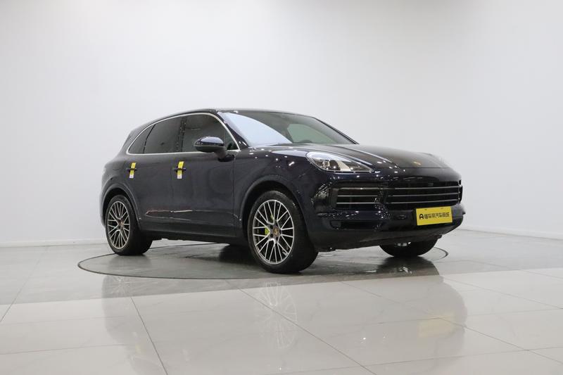 Porsche Cayenne E-Hybrid 2021