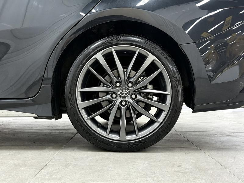 Toyota Camry 2024