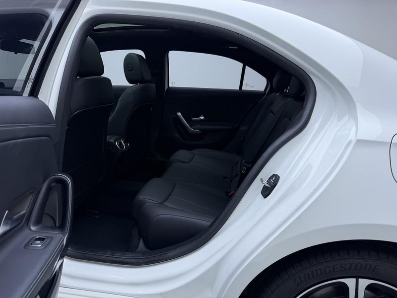 Mercedes-Benz Mercedes Benz A-Class 2022