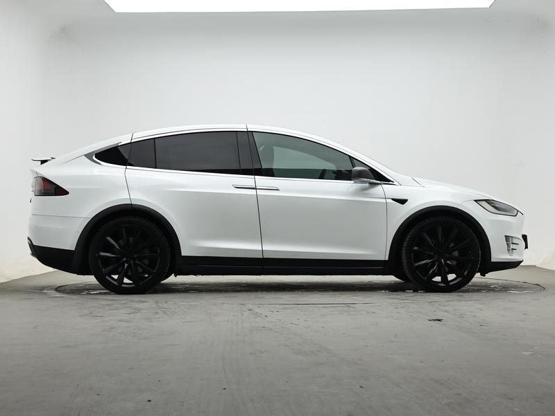 Tesla Model X 2016