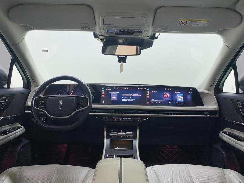 Lincoln adventurer 2023