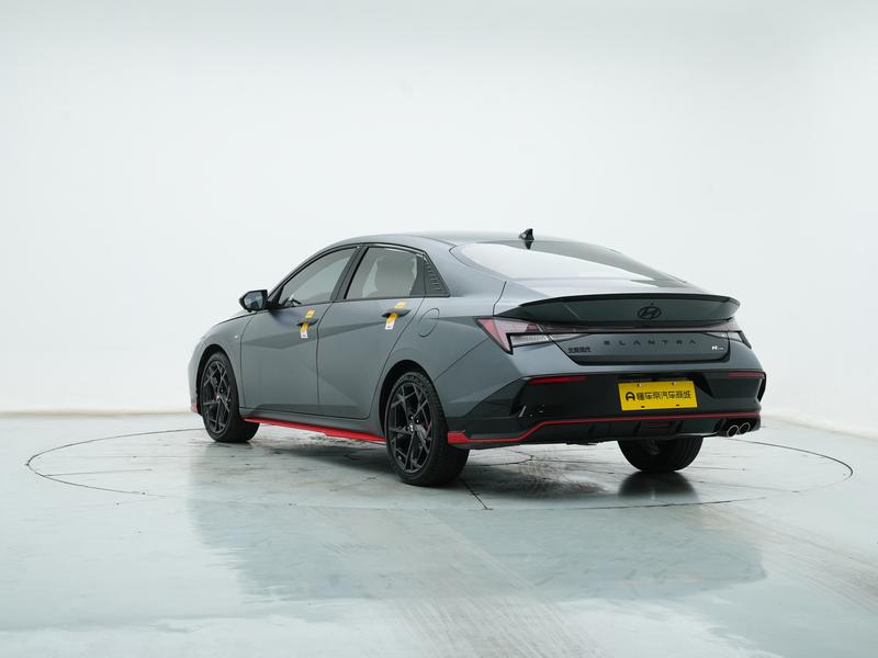 Hyundai Elantra 2023