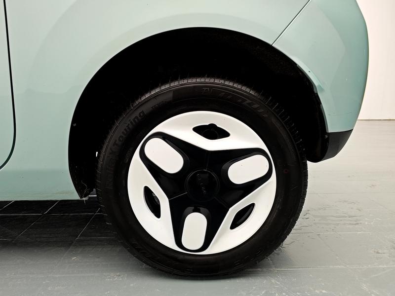 Geely Galaxy panda 2025