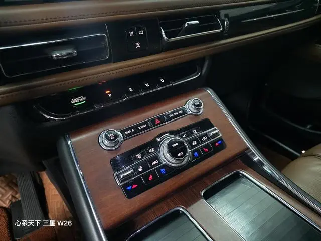 Lincoln Flying home 3.0T V6 four-wheel drive Zunya edition