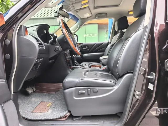 Infiniti Infiniti QX80 5.6L 4WD