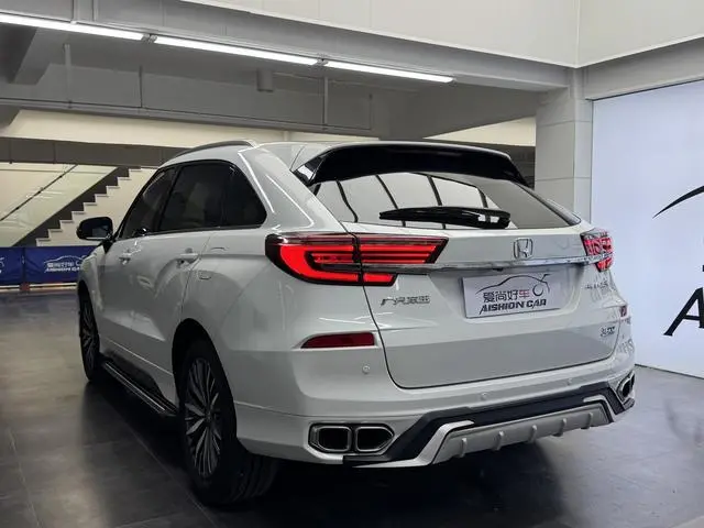 Honda Crown Road 370 TURBO 9AT Deluxe Edition