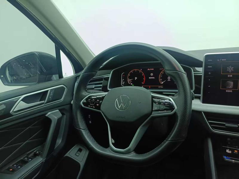 Volkswagen Tiguan L 2022