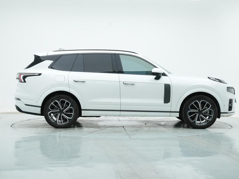 Lynk & Co Lynk&Co 09 EM-P 2023