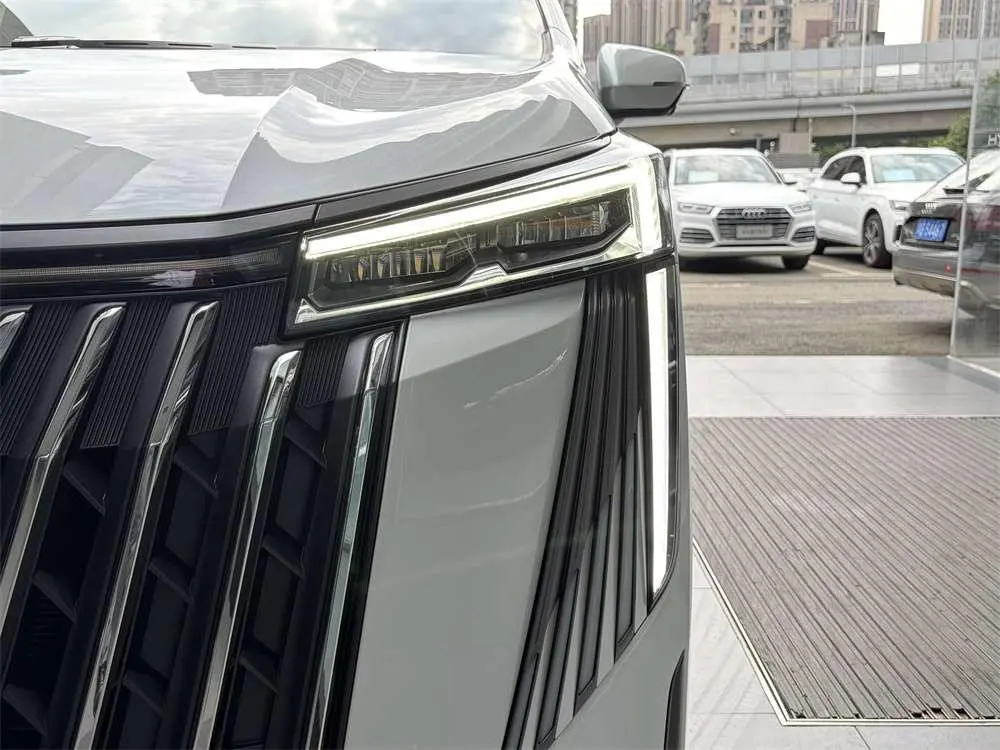 GAC Trumpchi M8 Master Series 2.0TM Super Hybrid Version