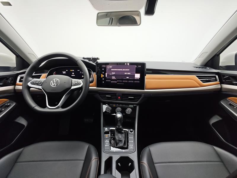 Volkswagen Bora 2024