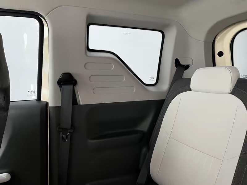 Geely Galaxy panda 2025