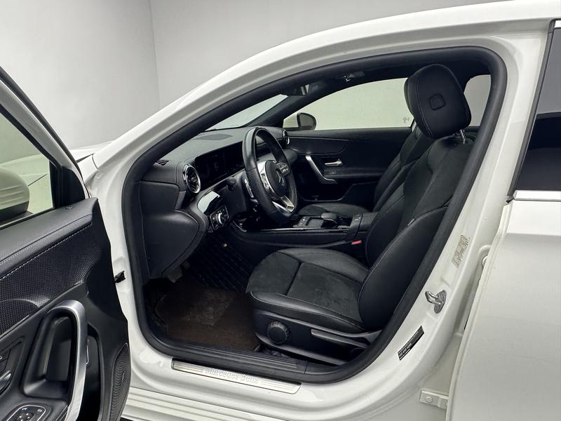 Mercedes-Benz Mercedes Benz A-Class 2019