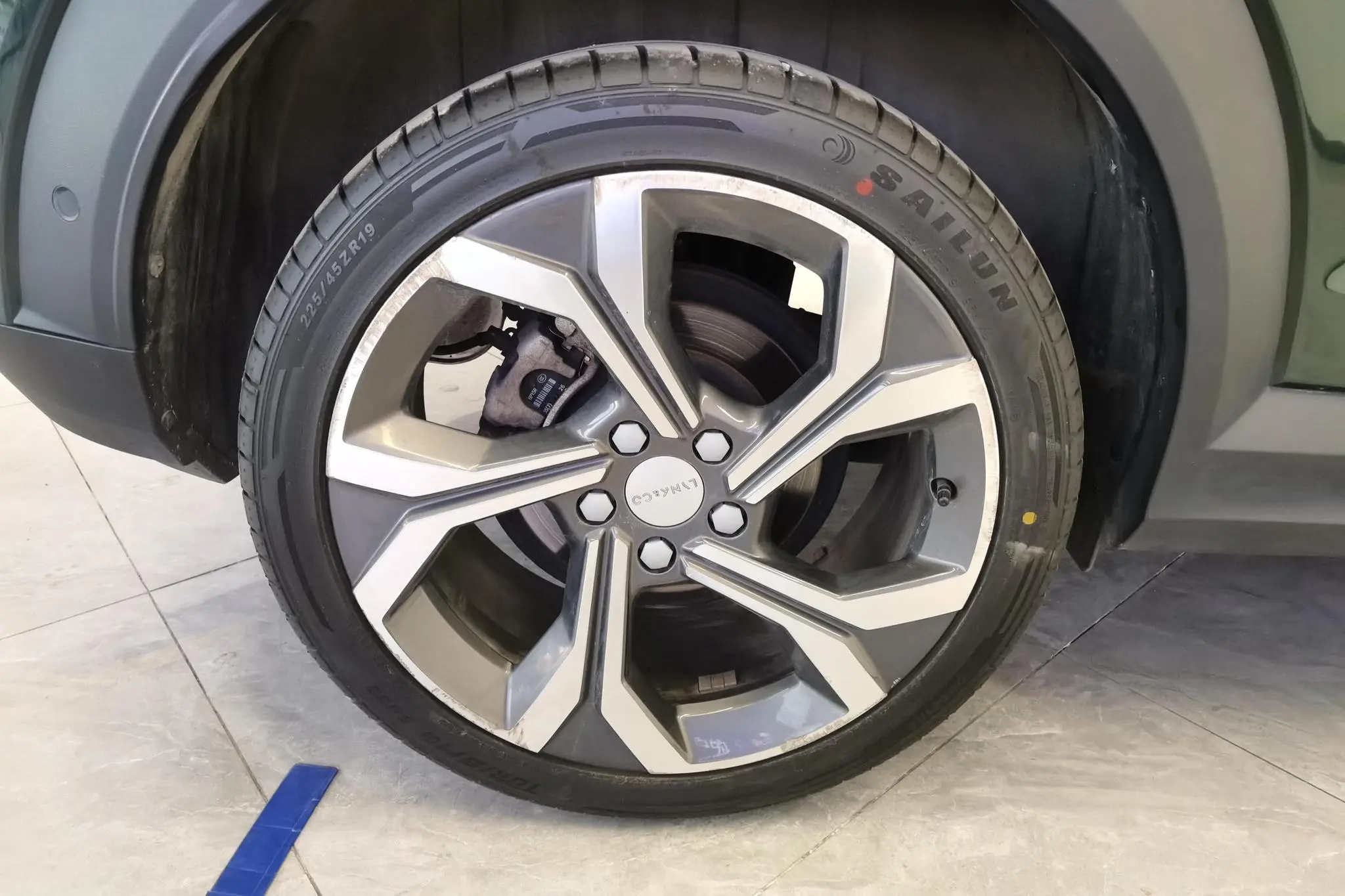 LYNK & CO Lynk 06 Remix 1.5T Hero