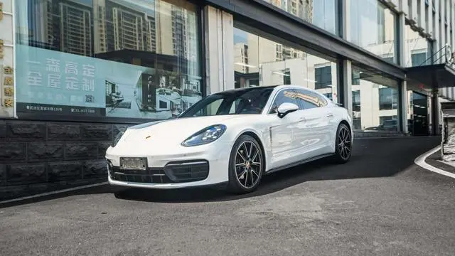 Porsche Panamera Panamera 4 Executive Extended Version 2.9T