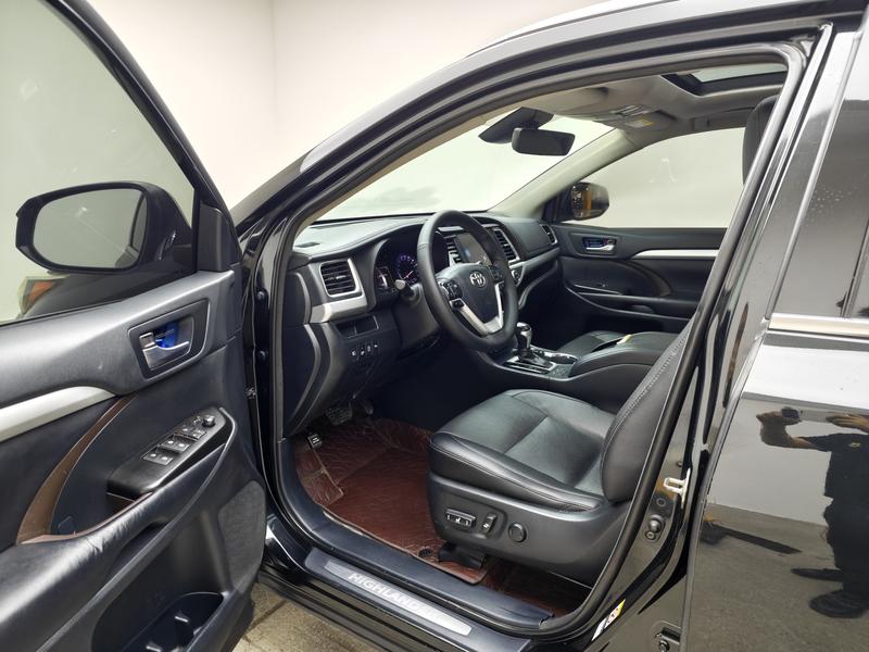 Toyota Highlander 2018