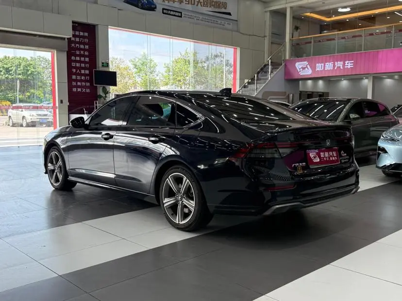 Honda Accord PHEV e: PHEV Premium Edition