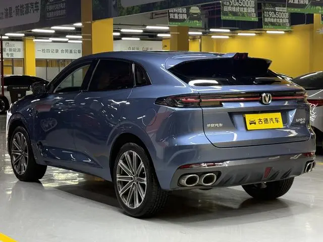 Changan Changan UNI-K 2.0T all-wheel drive premium type