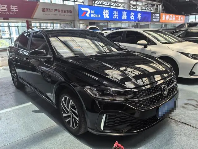Volkswagen Lavida 300TSI DSG Starry Sky Manyi Edition