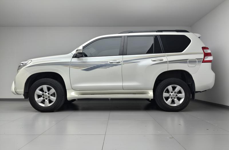 Toyota Prado 2016