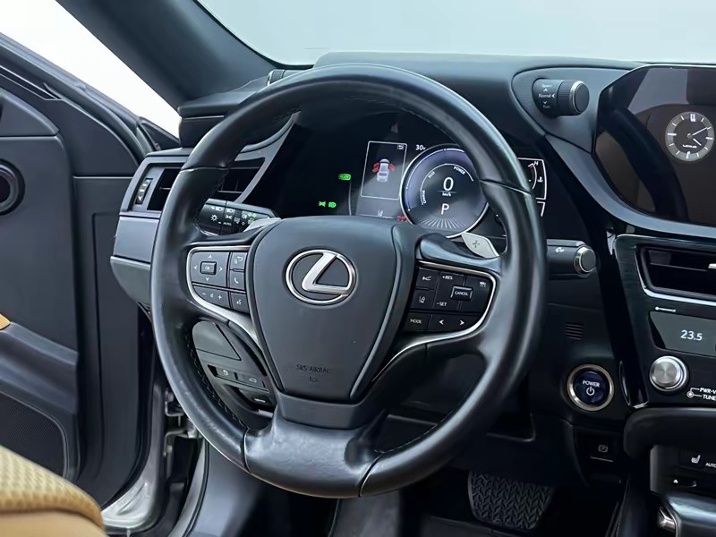 Lexus Lexus ES 2021