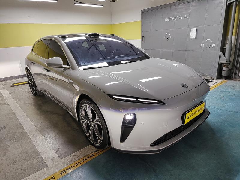 NIO NIO ET5 Touring 2024