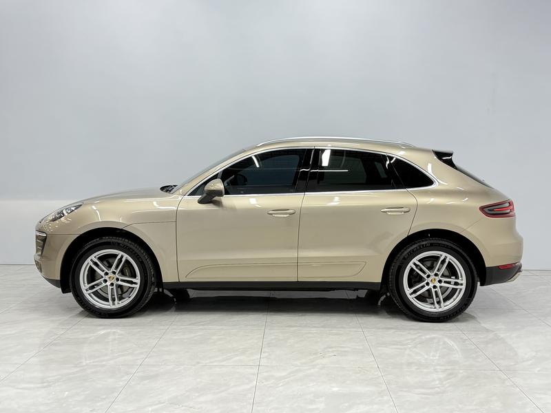 Porsche Macan 2014